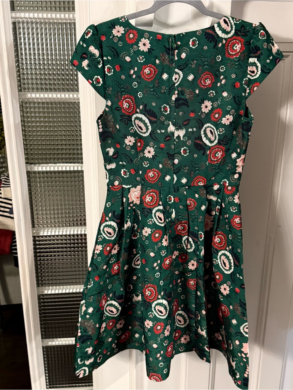 Mod Cloth Retro Inspired Dress A-Line Garden Green Floral Print Pockets Sz M NEW - Picture 5 of 13